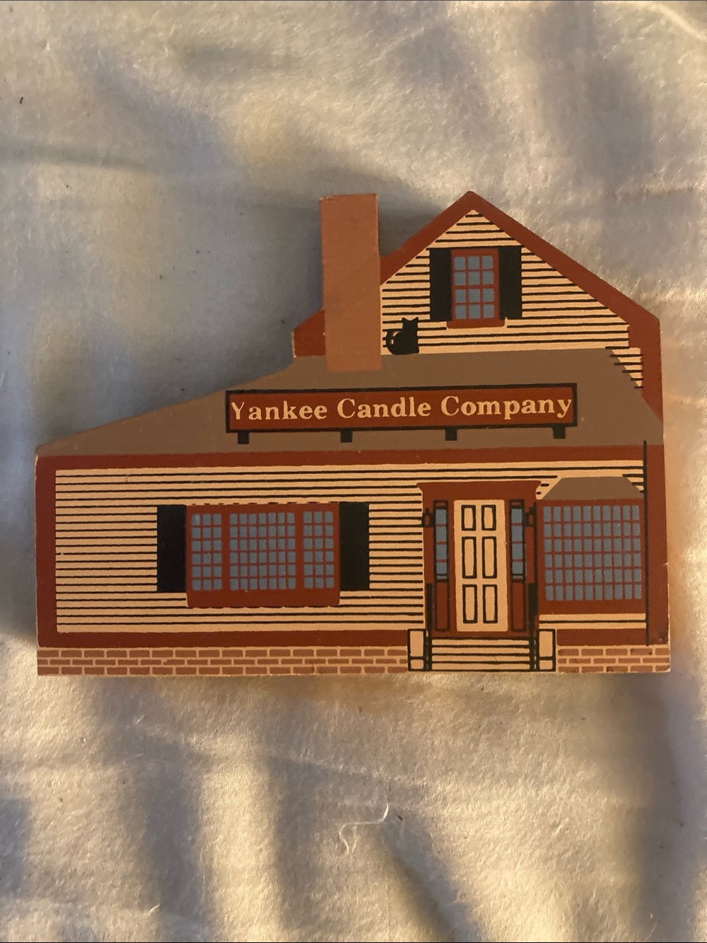 Yankee Candle Company 1989 The Cats Meow Wooden Art